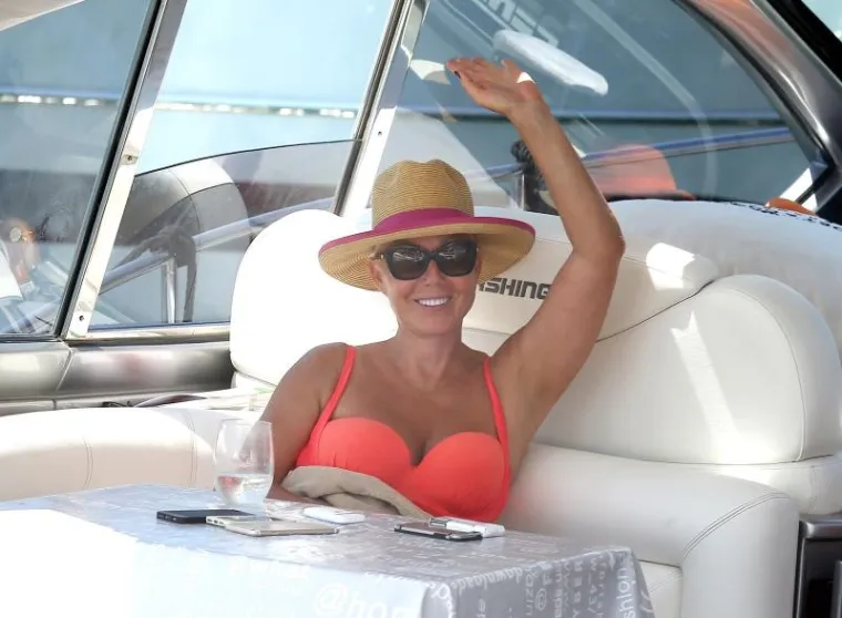 Poznata pjevačica Lepa Brena sa suprugom Bobom Živojinovicem