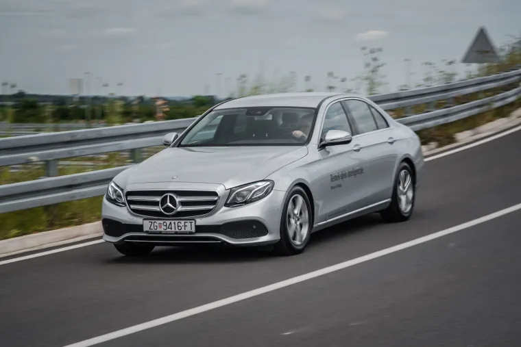 MERCEDES E 220d AVANTGARDE: Trenutačno jednostavno najbolji u klasi&hellip;