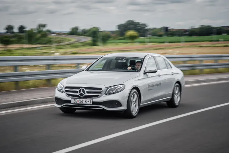 MERCEDES E 220d AVANTGARDE: Trenutačno jednostavno najbolji u klasi&hellip;