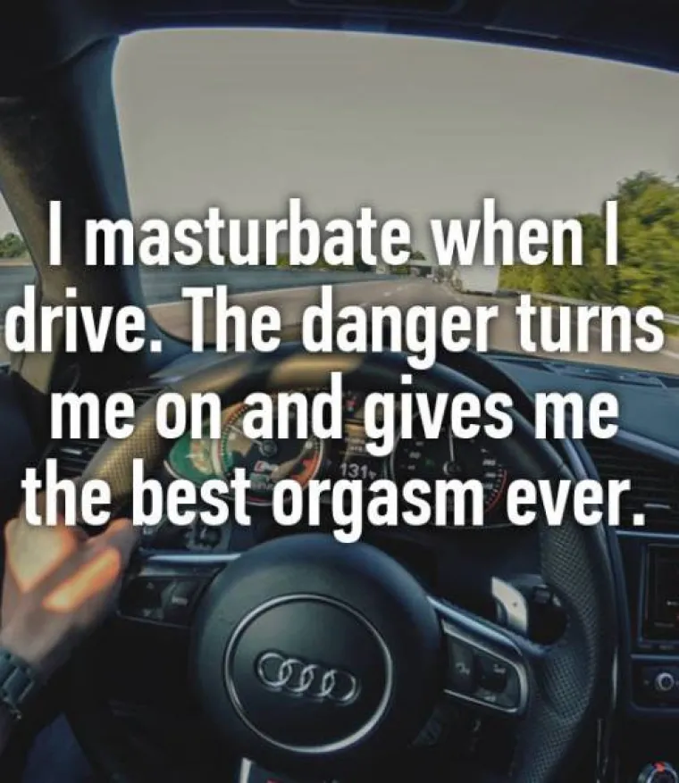 Masturbiram dok vozim. Opasnost me napaljuje i doživljavam najbolje orgazme.