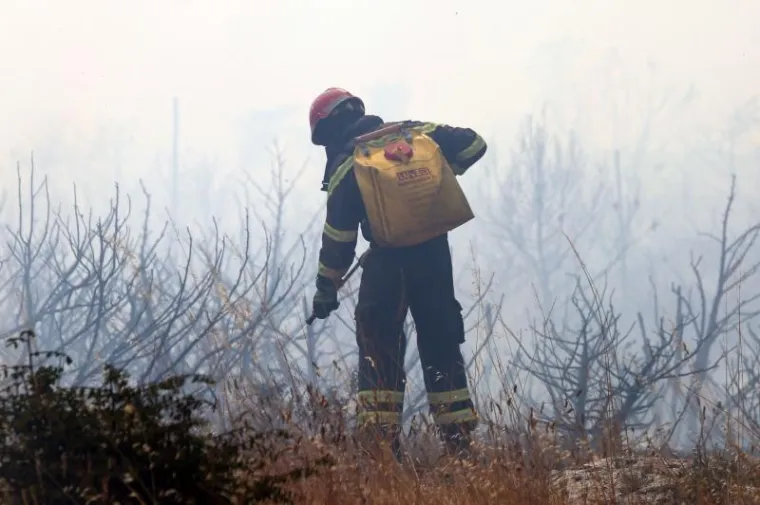 Veliki požari haraju Dalmacijom