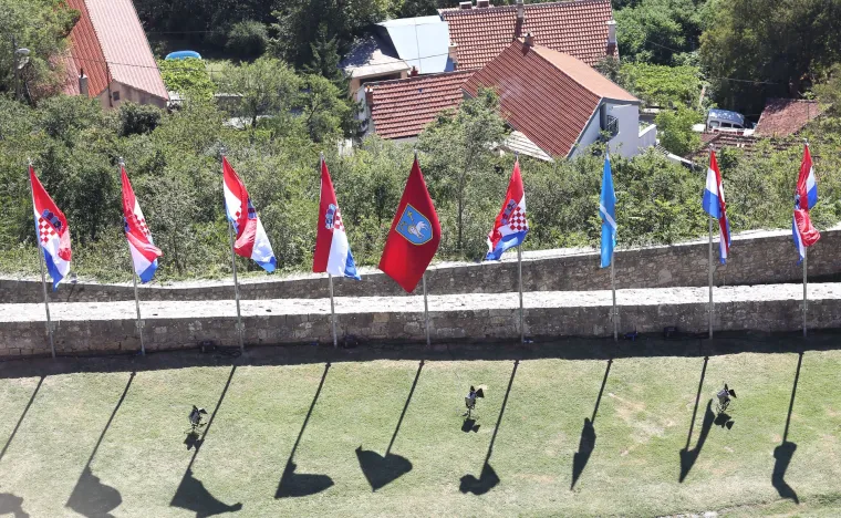 Zavr&scaron;ena generalna proba: sve je spremno za sutra&scaron;nju veliku svečanost u Kninu