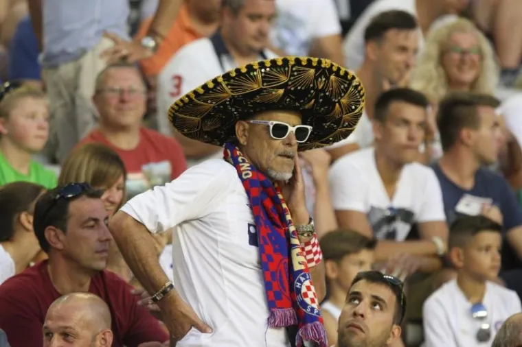 'RANOM ZOROM ZA SLOBODOM...' Torcida se prisjetila Oluje, ovo je njihova poruka za 21. obljetnicu