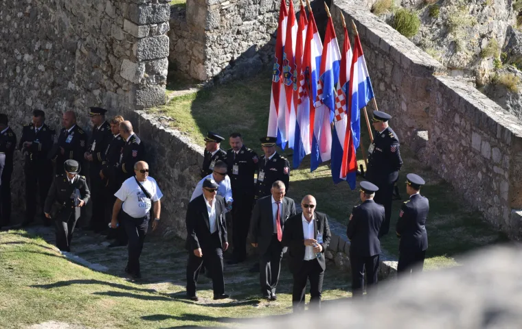 Svečana proslava u Kninu: slavi se 21. obljetnica vojnoredarstvene akcije Oluja