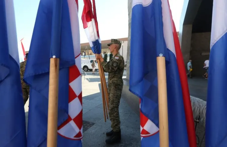 SVEČANO OBILJEŽAVANJE U KNINU: Dan pobjede i domovinske zahvalnosti