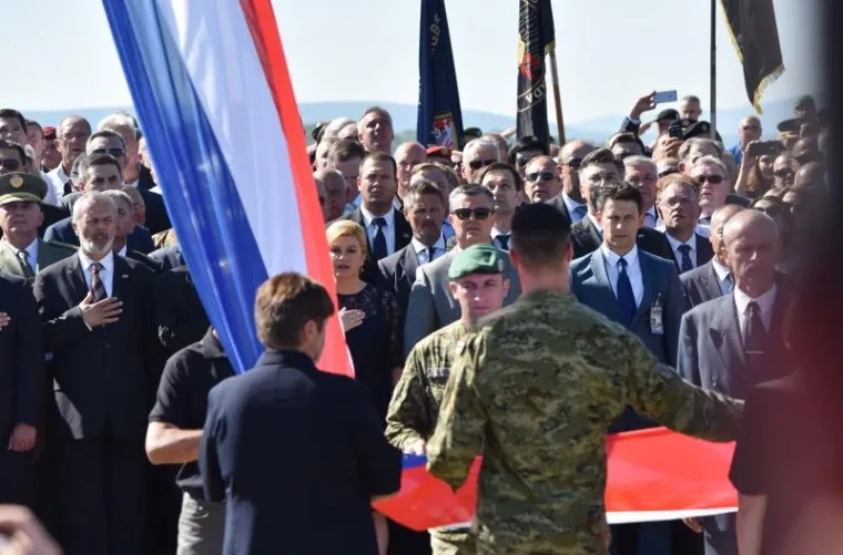 SVEČANO OBILJEŽAVANJE U KNINU: Dan pobjede i domovinske zahvalnosti