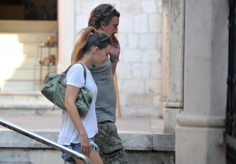 SNIMLJENI U DUBROVNIKU: Brat čelnika SDP-a i novinarka RTL televizije na zajedničkom odmoru