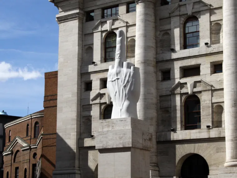 ČUDO NEVIĐENO! Ovako izgledaju gradovi koji su umjesto narodnih heroja podigli umjetničke skulpture