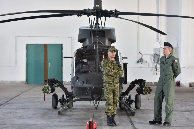 Novi helikopteri Kiowa stigli u Zemunik, na predstavljanju bila i predsjednica