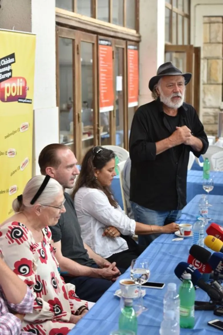 Ulysses će svoj hommage slavnom piscu kompletirati  premijerom "Shakespeare ljetne noći - varijacije", režiserke Lenke Udovički.