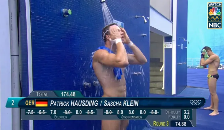 OLIMPIJSKI PLIVAČI IZGLEDAJU KAO DA SU USRED SNIMANJA PORNIĆA: Dobro im stoji, nema što