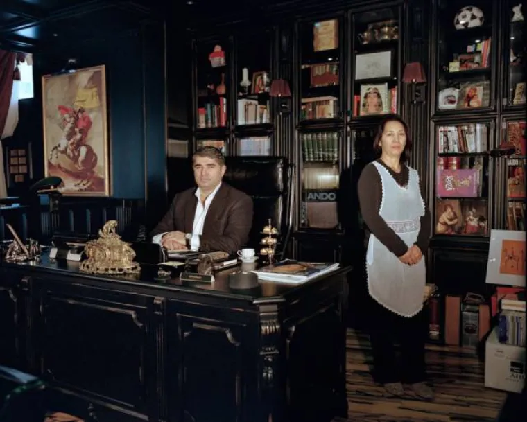 GOSPODARI I SLUGE: Pomalo morbidne slike ruskih bogataša i njihovih slugu