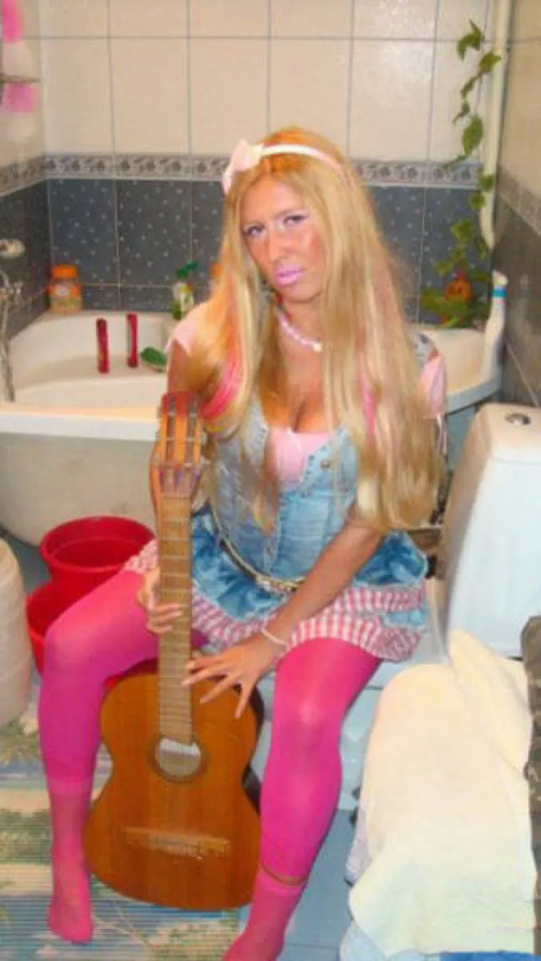 AKO STE ODUVIJEK MA&Scaron;TALI O JEDNOJ RUSKINJI... Evo kakva je ponuda na njihovim dru&scaron;tvenim mrežama