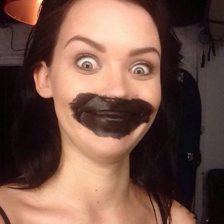 AKO STE ODUVIJEK MA&Scaron;TALI O JEDNOJ RUSKINJI... Evo kakva je ponuda na njihovim dru&scaron;tvenim mrežama