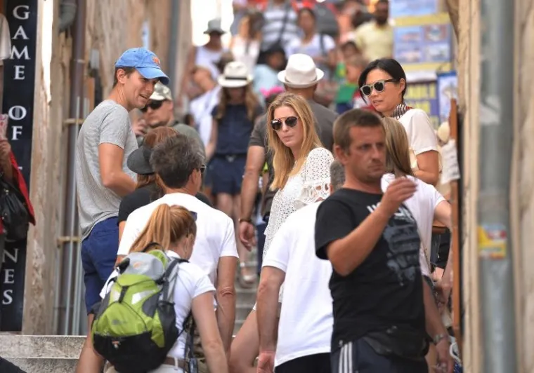 KĆI DONALDA TRUMPA U DUBROVNIKU: Lijepa Ivanka s mužem &scaron;etala gradom i obavila neuobičajeni &scaron;oping