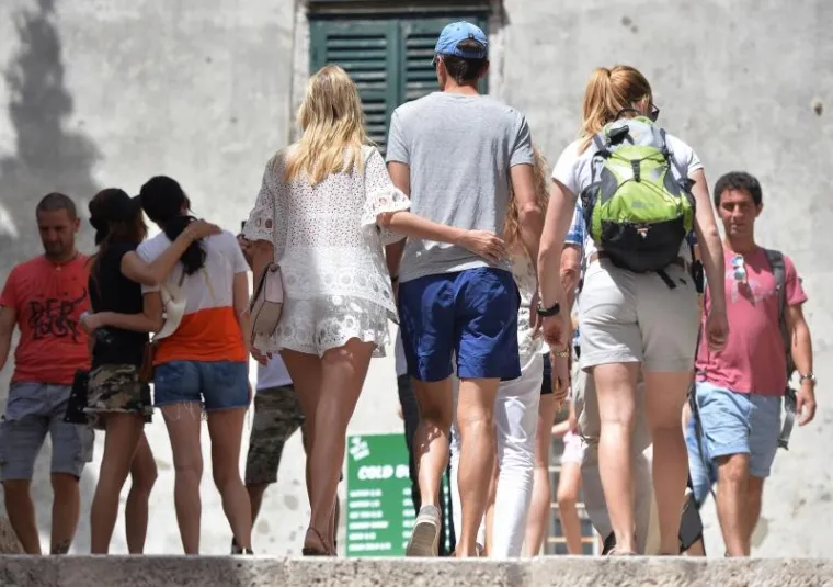 KĆI DONALDA TRUMPA U DUBROVNIKU: Lijepa Ivanka s mužem &scaron;etala gradom i obavila neuobičajeni &scaron;oping