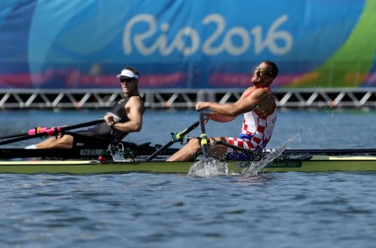 Nevjerojatnih sedam tisućinki sekunde odlučilo je pobjednika. Hrvatskom veslaču Damiru Martinu pripalo je drugo mjesto!