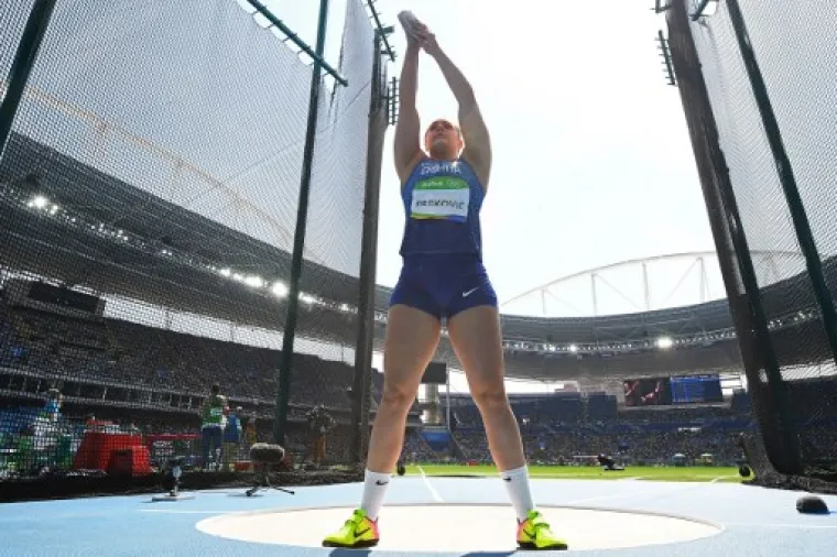 Sandra je jednim hicem od 69,21 zasjela na prvo mjesto poretka i to nakon što je u prva dva pokušaja disk bacala u mrežu.