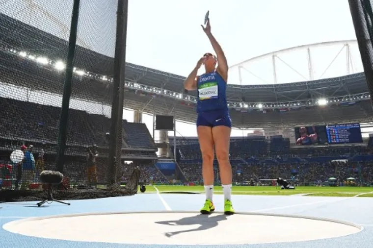 Najbolja hrvatska atletičarka Sandra Perković uspjela je obraniti olimpijsko zlato iz Londona i osvojiti svoje novo, drugo u karijeri.