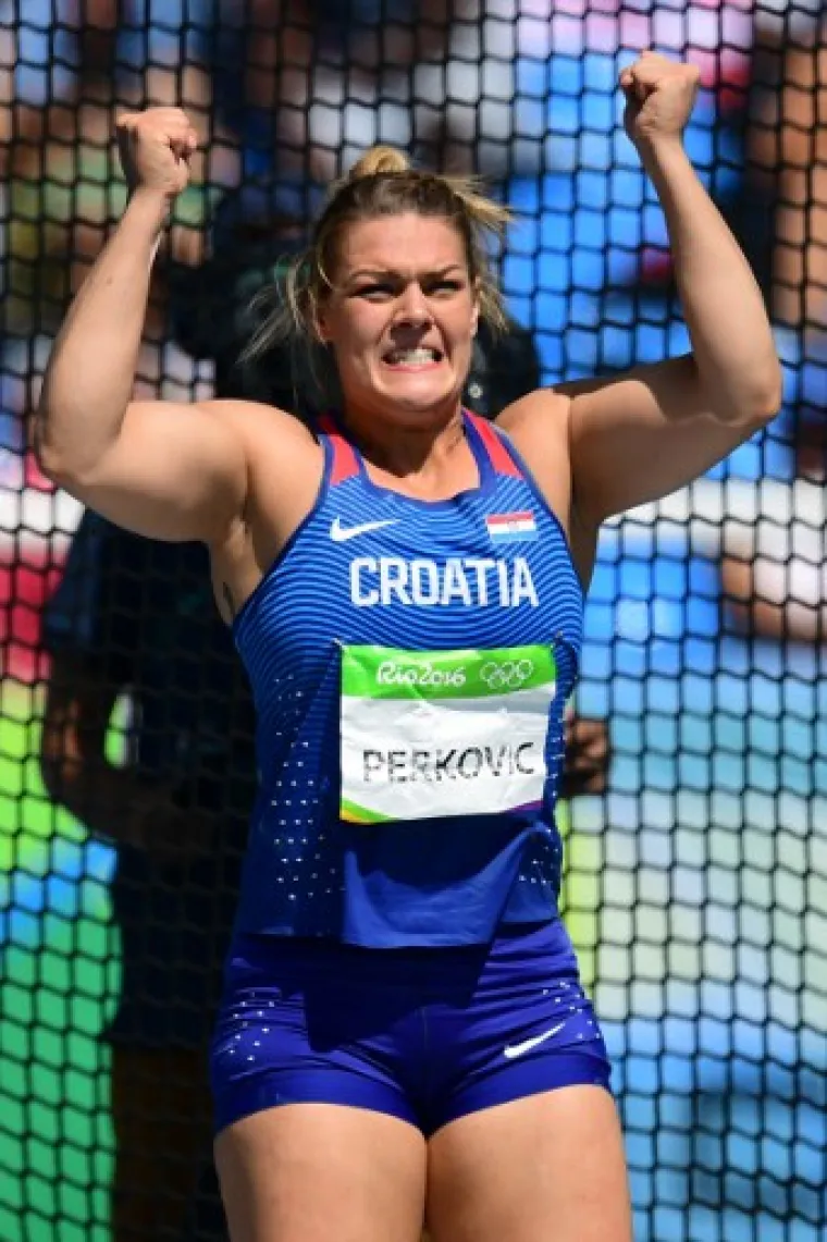 11 FOTOGRAFIJA ZA VJEČNOST: Ovako je izgledao Sandrin put do novog zlata