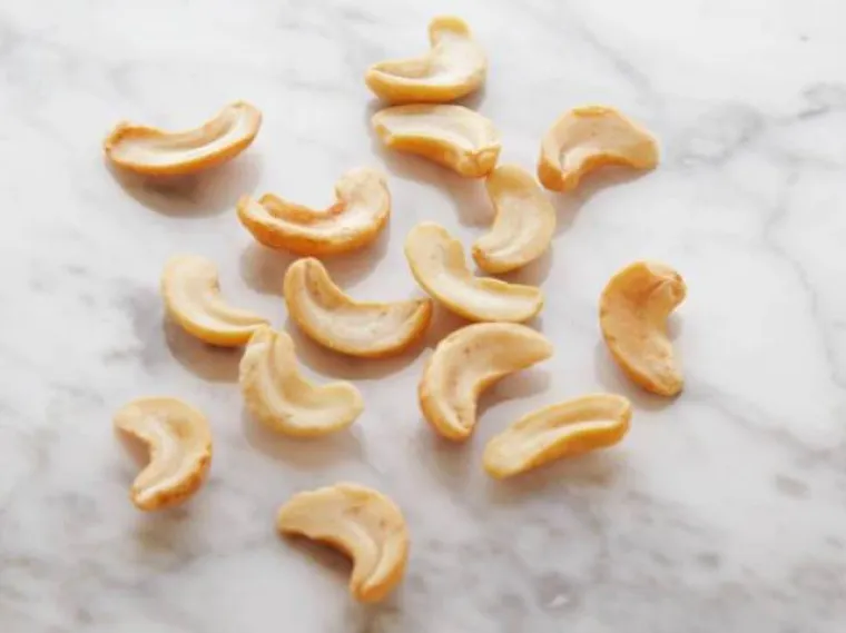 KAKO ZAPRAVO IZGLEDA 100 KALORIJA HRANE? Slike koje bi vam mogle olak&scaron;ati održavanje zdrave linije