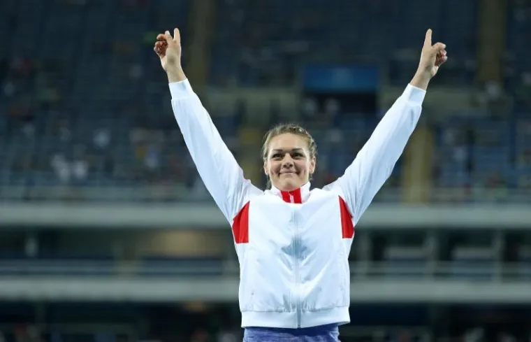 LIJEPA NA&Scaron;A PO TREĆI PUT U RIJU: Zlatna Sandra Perković primila pobjedničku medalju