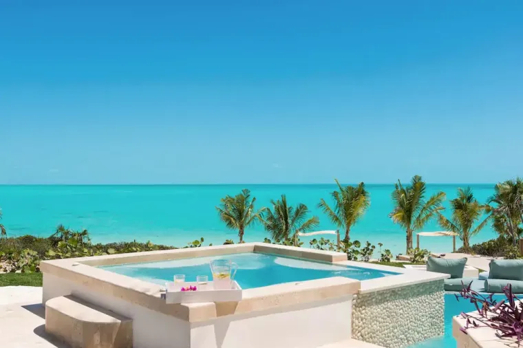 KYLIE JENNER SLAVILA ROĐENDAN U VILI ZLATKA MARIĆA: Zavirite u vilu u kojoj noćenje ko&scaron;ta 8.000 dolara