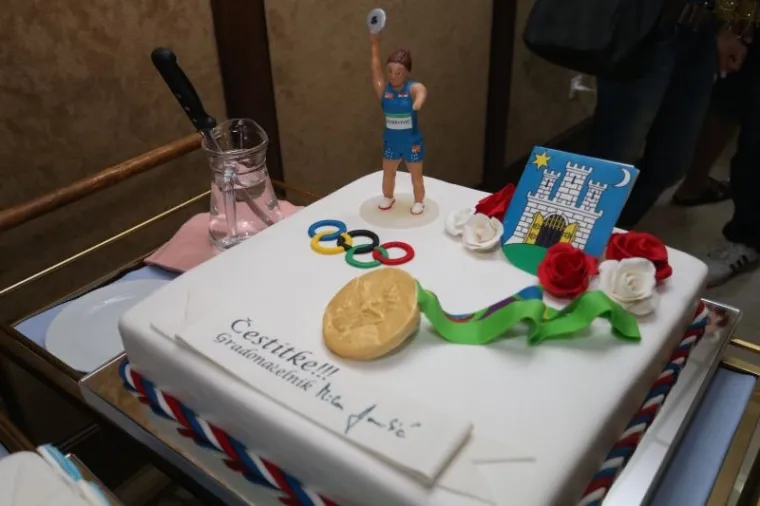 Hrvatski olimpijci stigli kući: Sandra Perković i jedriličari sletjeli na Pleso