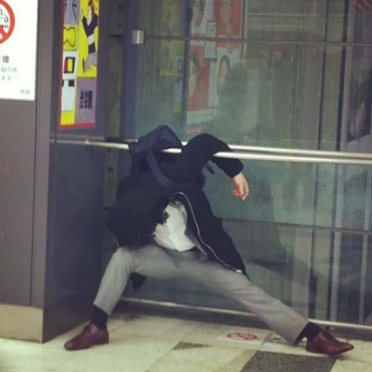 ALKOHOL POTPUNO POKOSIO JAPANCE: Izgleda da se ba&scaron; ne znaju nositi s njim