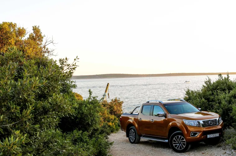 NISSAN NAVARA: Unutra&scaron;njost je u skladu s vanj&scaron;tinom, bogata, luksuzna i kvalitetna