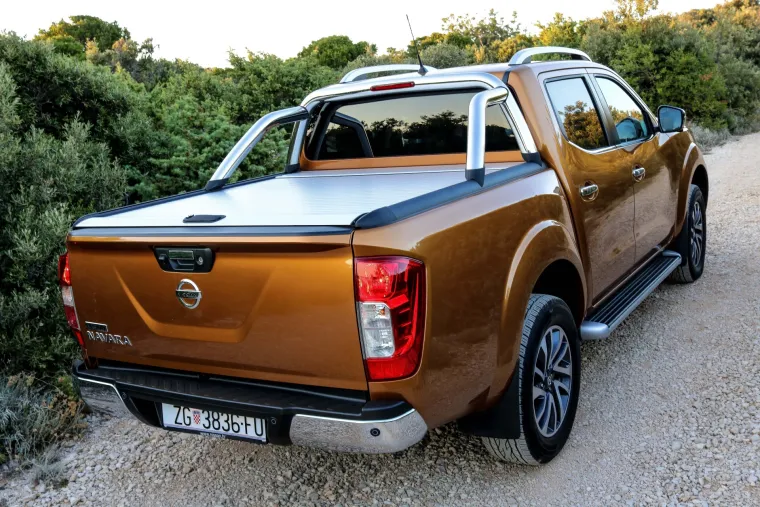 NISSAN NAVARA: Unutra&scaron;njost je u skladu s vanj&scaron;tinom, bogata, luksuzna i kvalitetna
