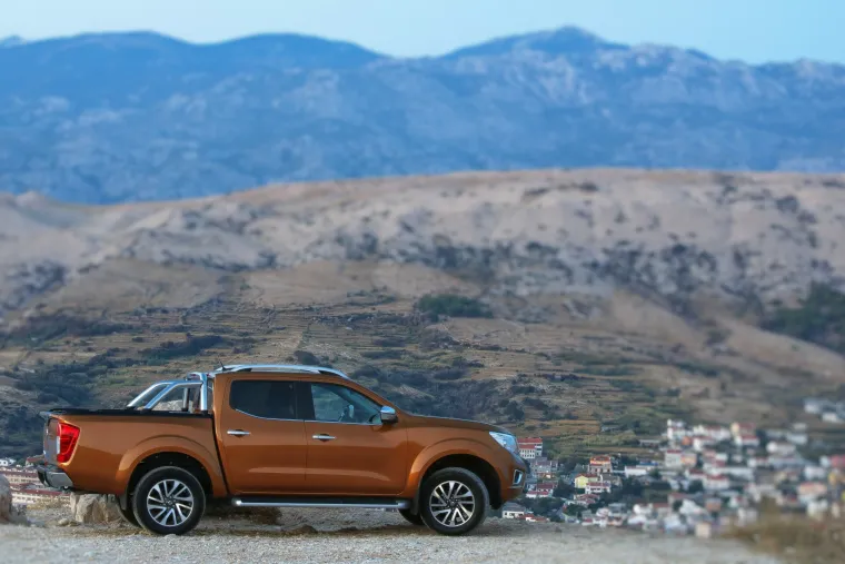NISSAN NAVARA: Unutra&scaron;njost je u skladu s vanj&scaron;tinom, bogata, luksuzna i kvalitetna