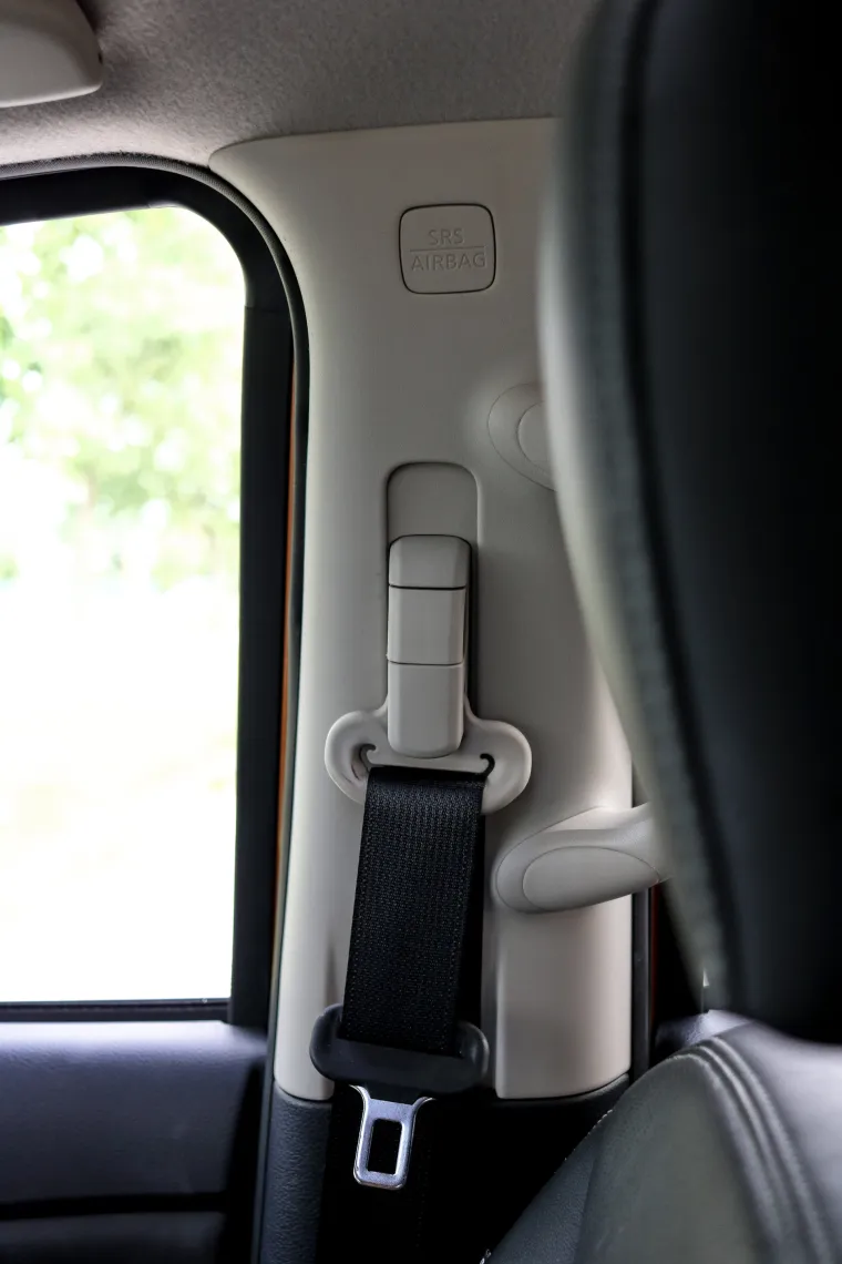 NISSAN NAVARA: Unutra&scaron;njost je u skladu s vanj&scaron;tinom, bogata, luksuzna i kvalitetna