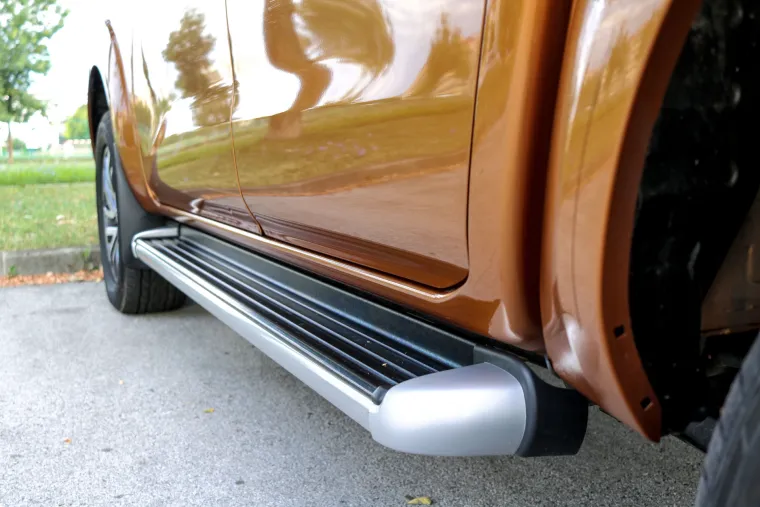 NISSAN NAVARA: Unutra&scaron;njost je u skladu s vanj&scaron;tinom, bogata, luksuzna i kvalitetna