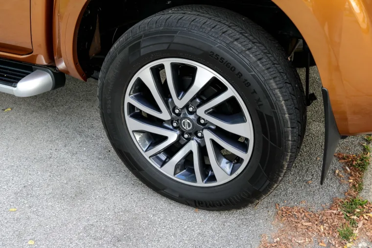 NISSAN NAVARA: Unutra&scaron;njost je u skladu s vanj&scaron;tinom, bogata, luksuzna i kvalitetna