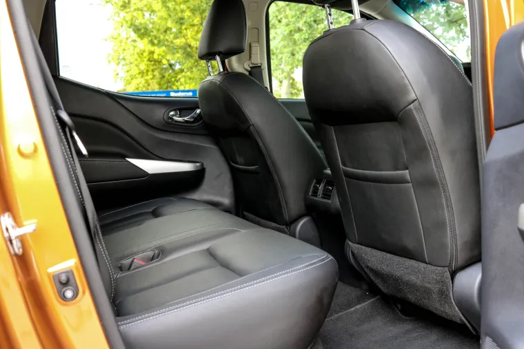 NISSAN NAVARA: Unutra&scaron;njost je u skladu s vanj&scaron;tinom, bogata, luksuzna i kvalitetna