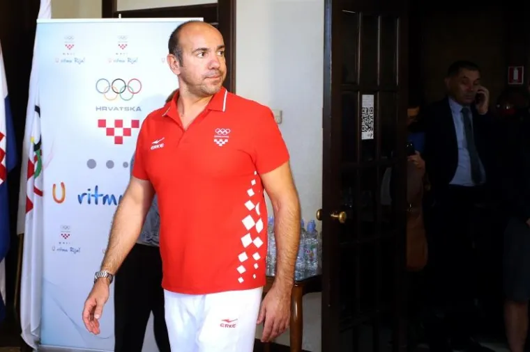 POVRATAK SREBRNIH: Janica dočekala hrvatske vaterpoliste na Plesu