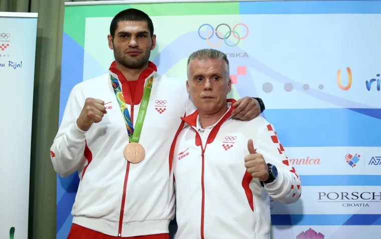 Brončani Hrgović u Zagrebu: 'Mislio sam da ćete me izbacili, a vi ste mi priredili proslavu'