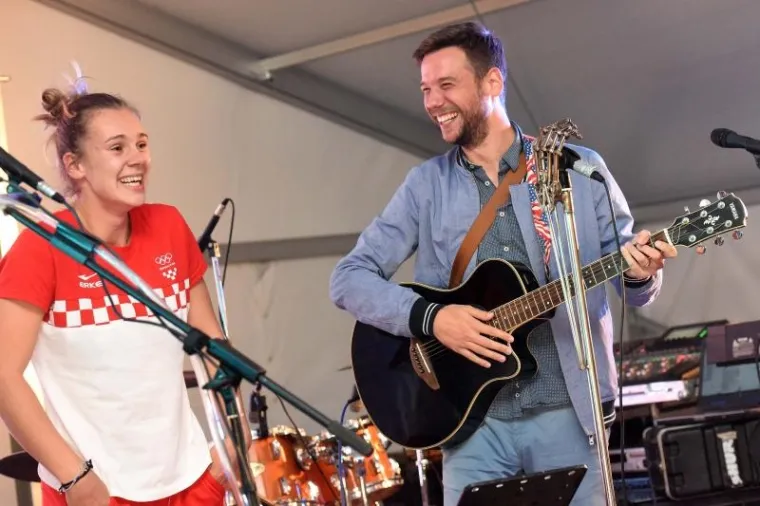 LUDBREG JE GORIO: Ovako je izgledala fe&scaron;ta koju je rodni grad priredio zlatnoj Sari