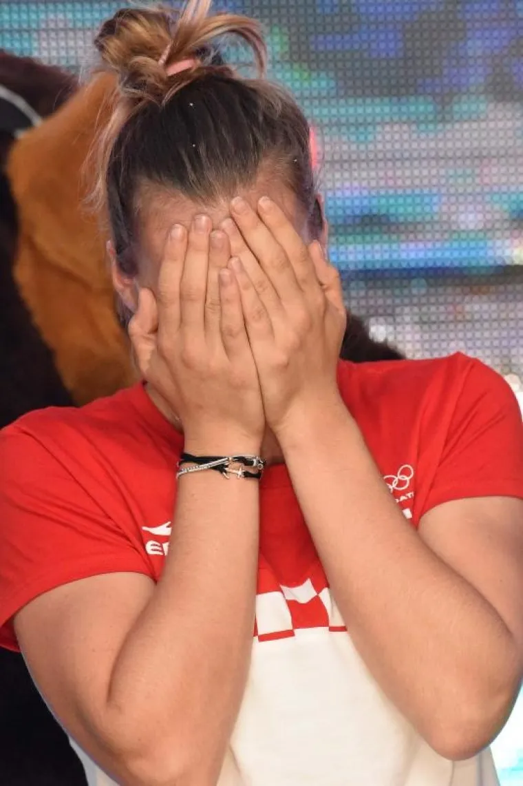 LUDBREG JE GORIO: Ovako je izgledala fe&scaron;ta koju je rodni grad priredio zlatnoj Sari