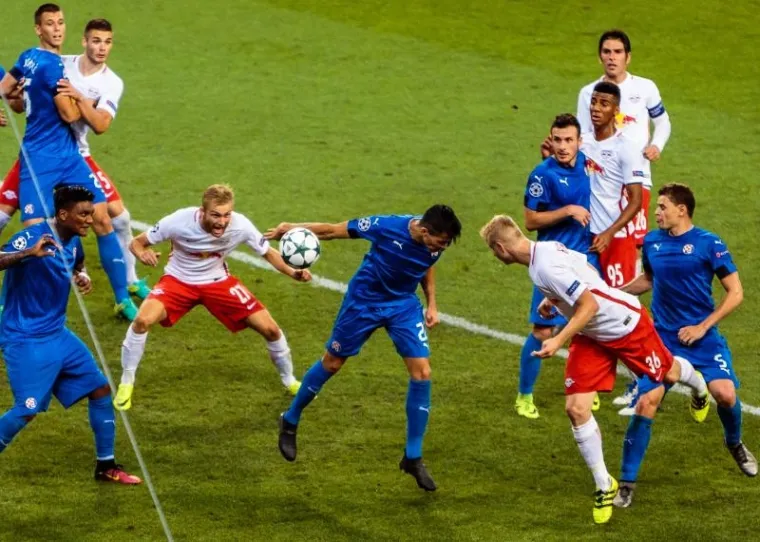 OSJETITE DA&Scaron;AK ATMOSFERE ČUDESNE UTAKMICE DINAMA: Fotografije koje govore vi&scaron;e od 1000 riječi