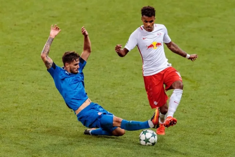 OSJETITE DA&Scaron;AK ATMOSFERE ČUDESNE UTAKMICE DINAMA: Fotografije koje govore vi&scaron;e od 1000 riječi