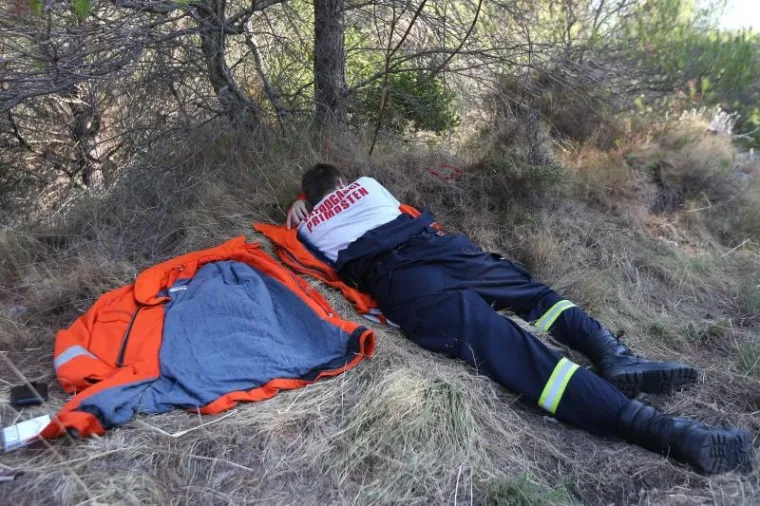 Zasluženi odmor nakon borbe s vatrenom stihijom