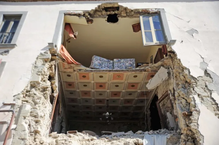 POSVUDA RU&Scaron;EVINE: Slike užasa nakon potresa u Italiji obilaze svijet