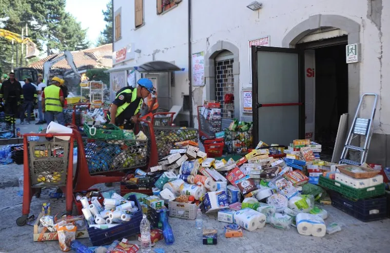 POSVUDA RU&Scaron;EVINE: Slike užasa nakon potresa u Italiji obilaze svijet