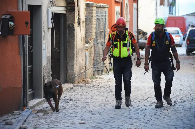 POSVUDA RU&Scaron;EVINE: Slike užasa nakon potresa u Italiji obilaze svijet