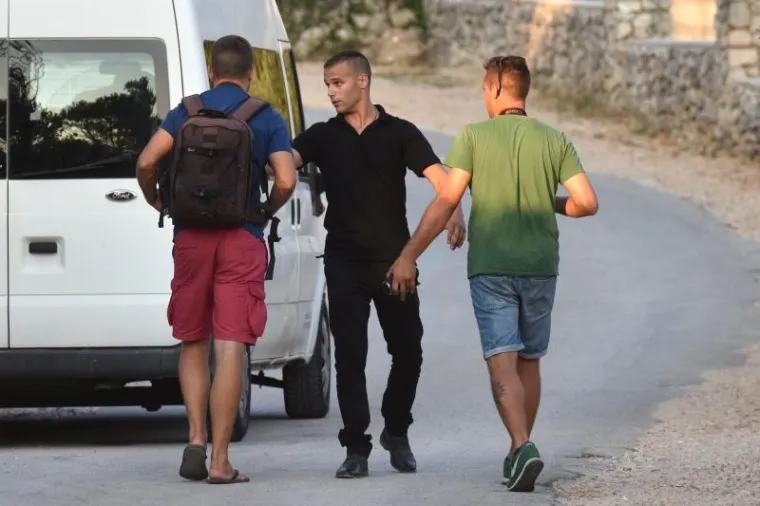 TREĆE VJENČANJE BORISA NOVKOVIĆA: Pjevač oženio 19 godina mlađu...