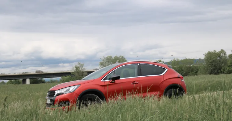 DS 4 CROSSBACK 2.0 BlueHDi 180 SPORT CHIC: Citroënov adut bez konkurenta u premium crossover segmentu