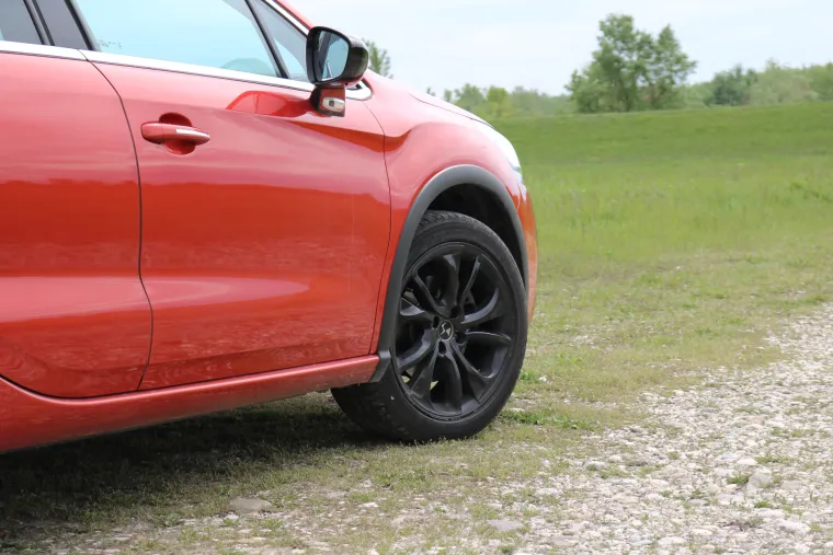 DS 4 CROSSBACK 2.0 BlueHDi 180 SPORT CHIC: Citro&euml;nov adut bez konkurenta u premium crossover segmentu