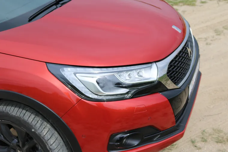 DS 4 CROSSBACK 2.0 BlueHDi 180 SPORT CHIC: Citro&euml;nov adut bez konkurenta u premium crossover segmentu